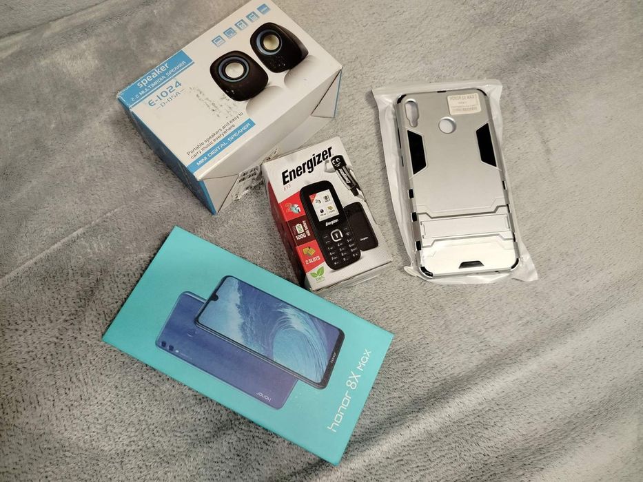 Honor 8X Max 4/128 (диагональ 7.12") + хороший комплект