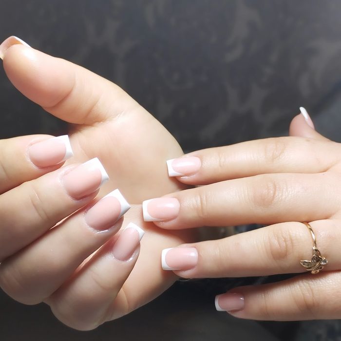 Манікюр ,нарощування, педикюр