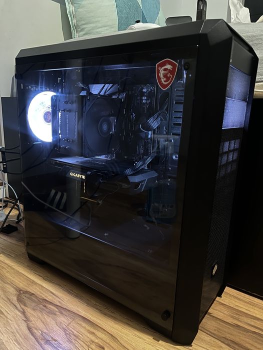 Komputer Gamingowy Ryzen 5 5600x GTX 1660 Super 32 GB RAM