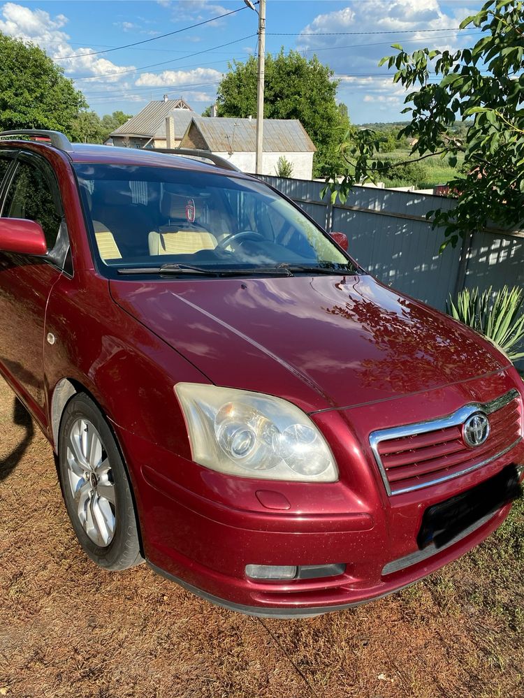 Продам Toyota Avensis