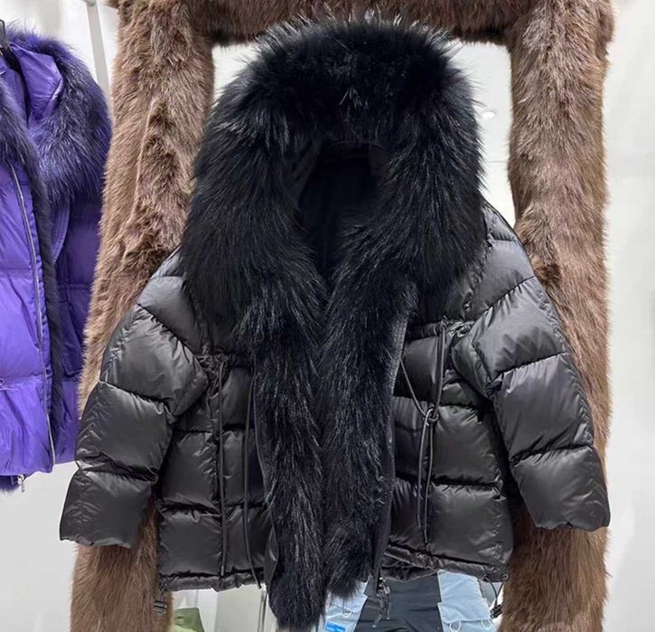 Ексклюзивний пуховик жіночий з натуральним хутром