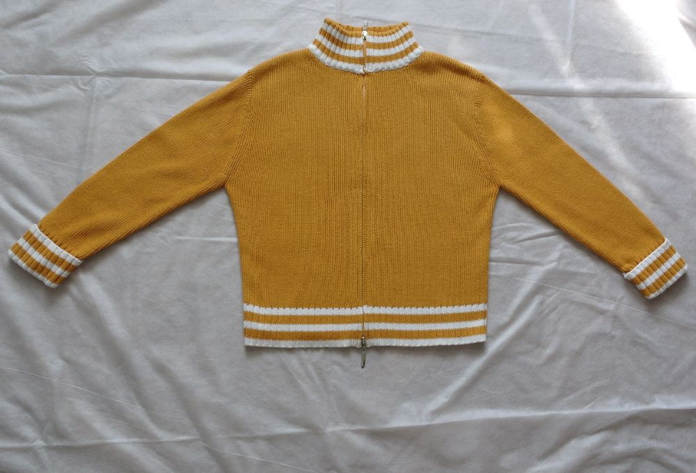 Новый короткий свитер , размер s- m хлопок