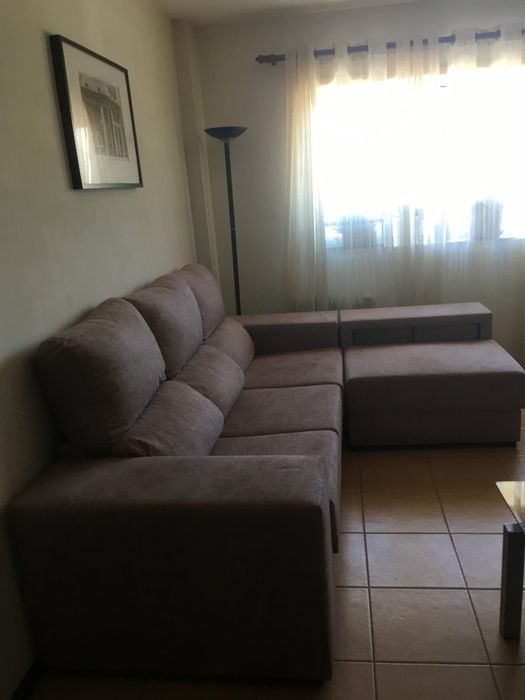 Sofá de canto castanho