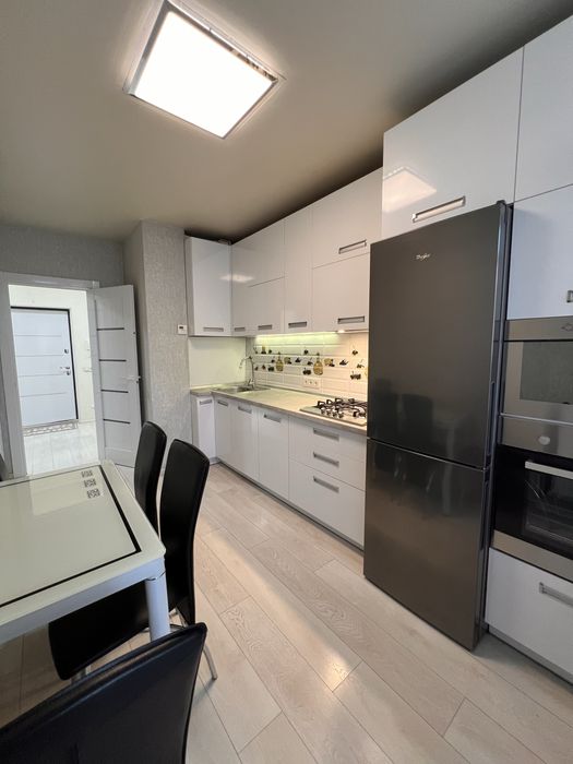 Оренда 1к квартири 45м2 в ЖК Піонерський квартал Вишневе Мододіжна