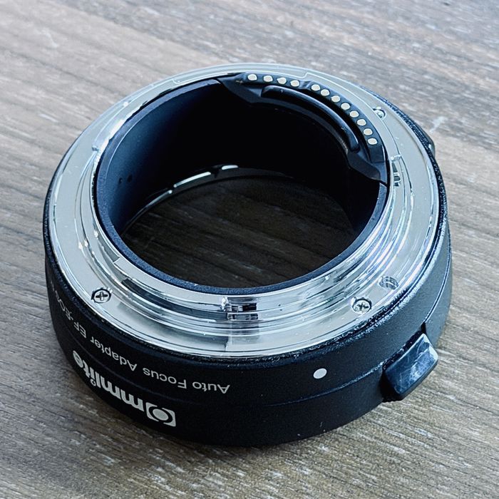 Canon - Commlite adapter EF dla EOS-R