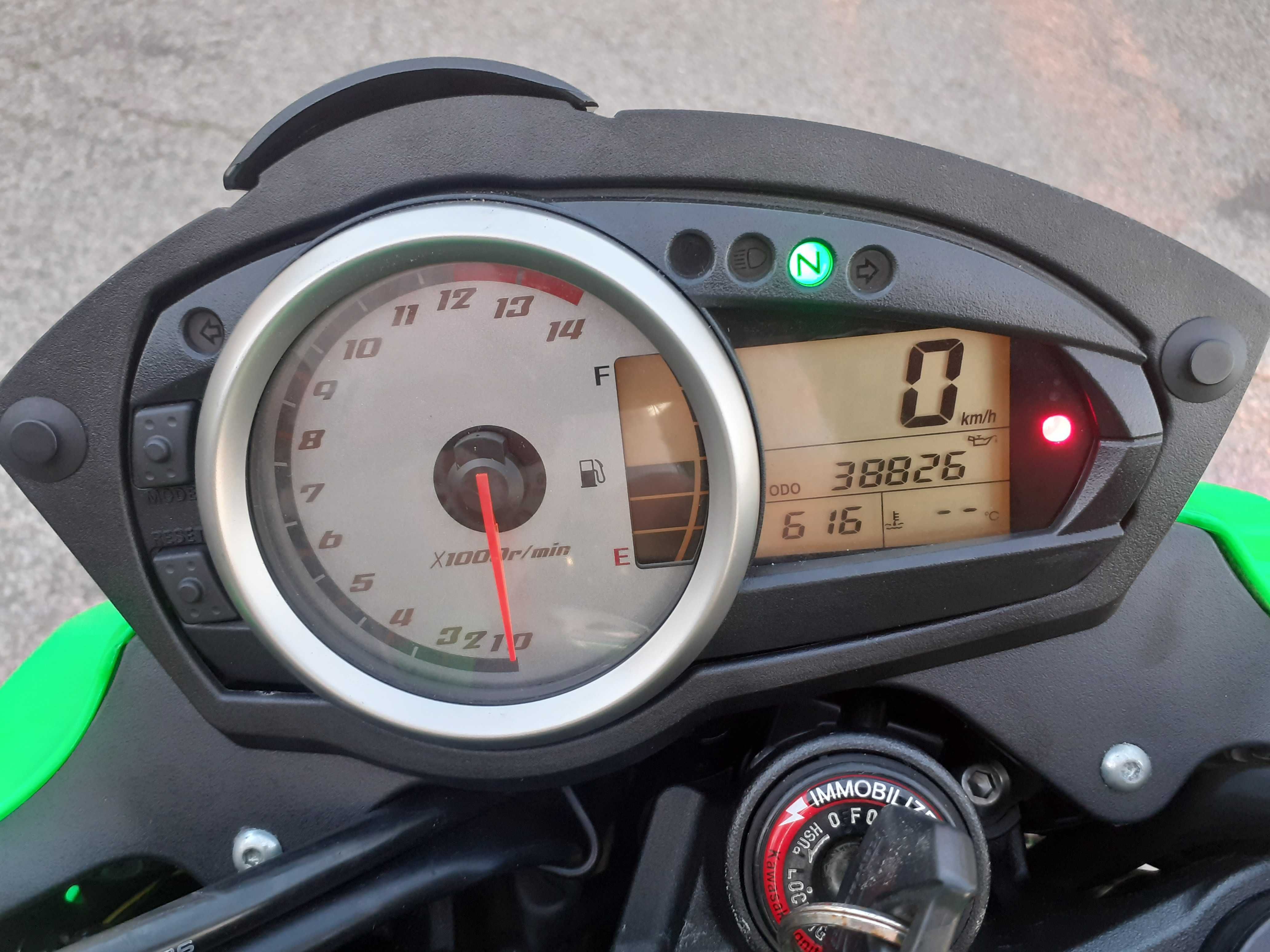 Z750 z 2011 roku EXTRA zadbany oryginalny stan er mt xj cb z