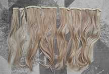 Włosy syntetyczne blond pasemka na klipsach 180 g 60 cm