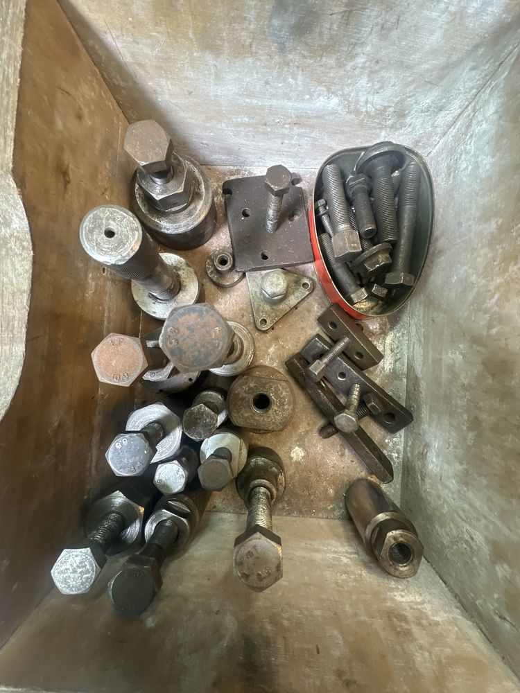 ściągacz do magneta motocyklowego z gwintem zewnetrznym i weenetrznym