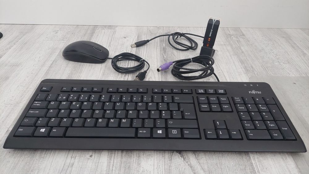 PC Desktop Fujitsu
