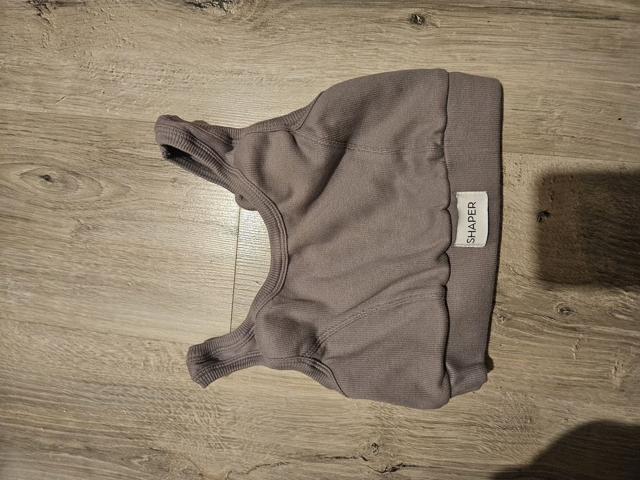 Top sportowy,  rozmiar S. Stan idealny