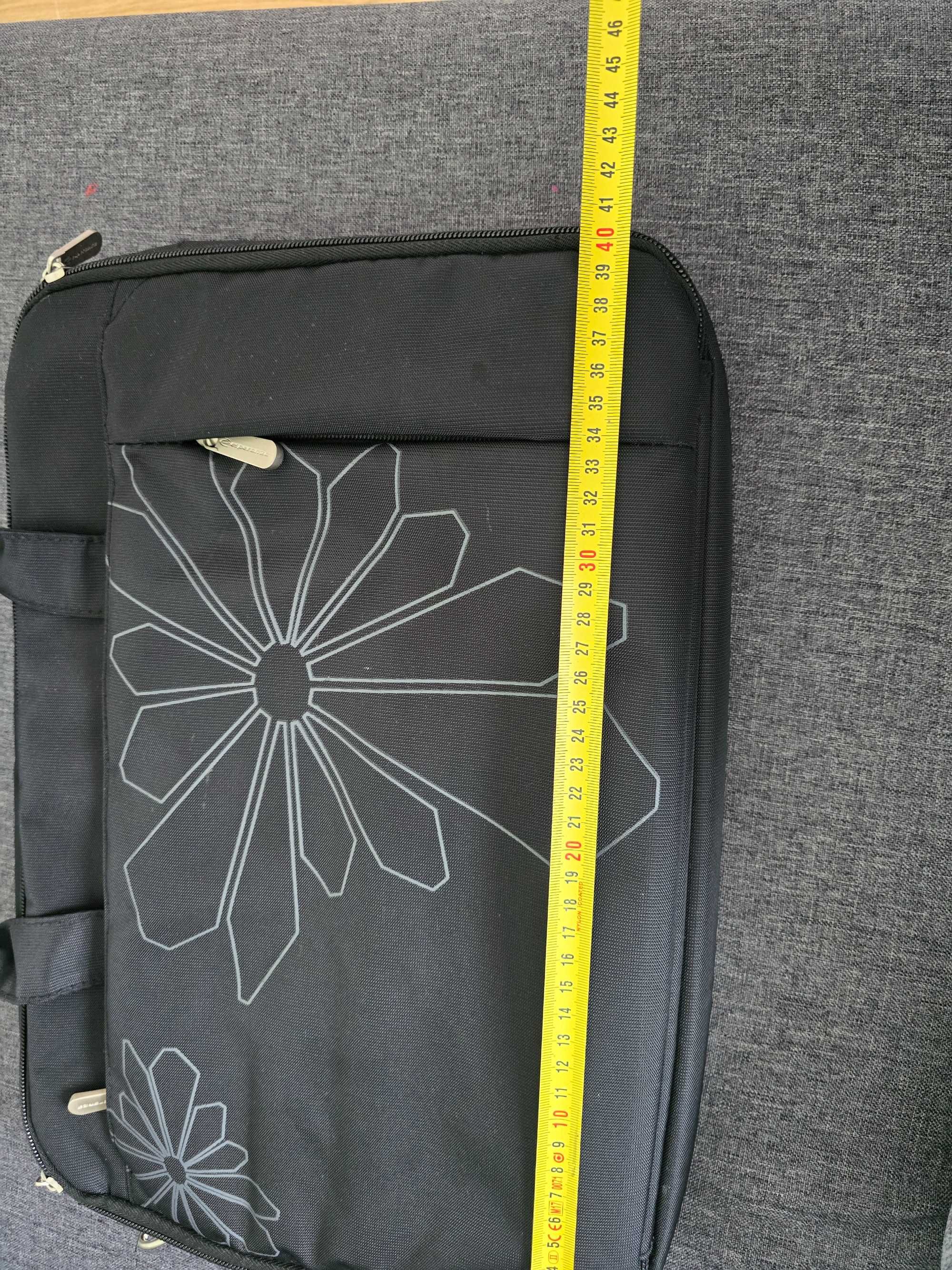 Torba na laptopa - jak nowa