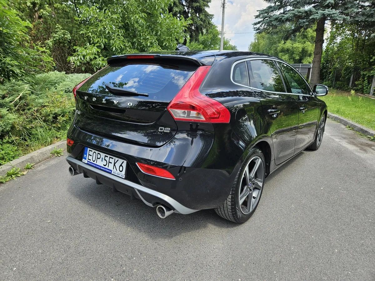 Volvo V40 R-Design* Bardzo Ładne i Zadbane* Rok GWARANCJI