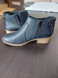 Buty damskie r36