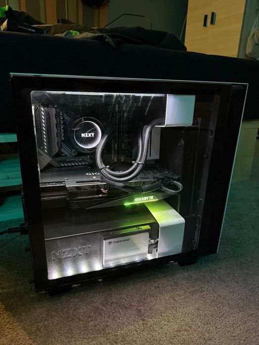 Komputer gamingowy stacjonarny Ryzen 5 5600x RTX 3080 64GB ram NZXT