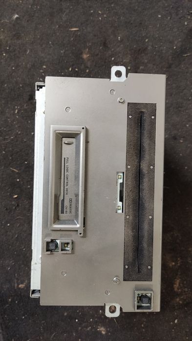 Radio fabryczne CD nissan Maxima