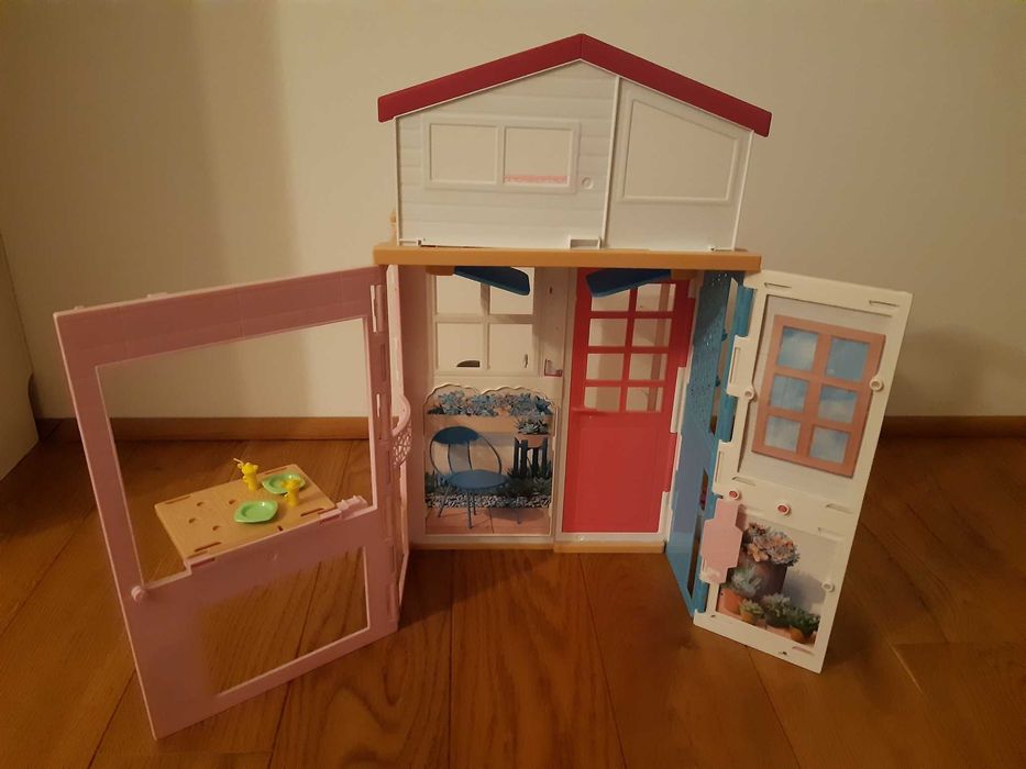 Barbie Domek DVV47 z Lalką 2-piętrowy Dom SPA Łazienka Kuchnia Mattel