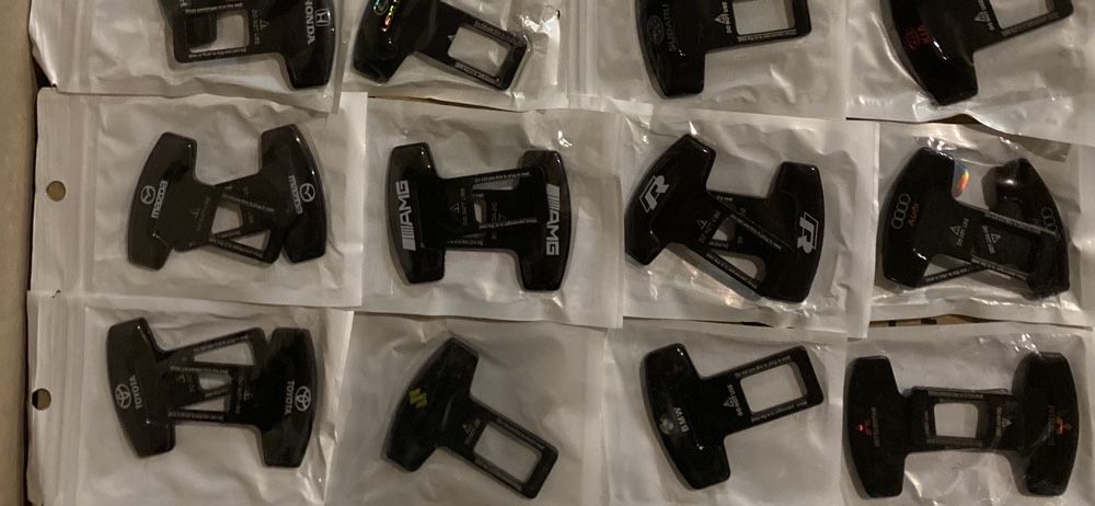 Заглушки в ремни, защелка ремня, заглушка ремня