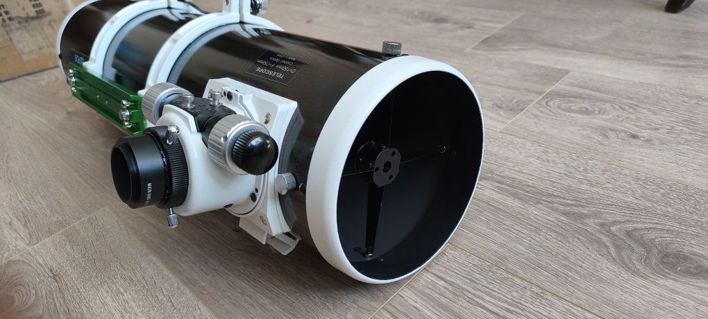 Teleskop Sky Watcher 150/750 PDS + korektor Baader Planetarium