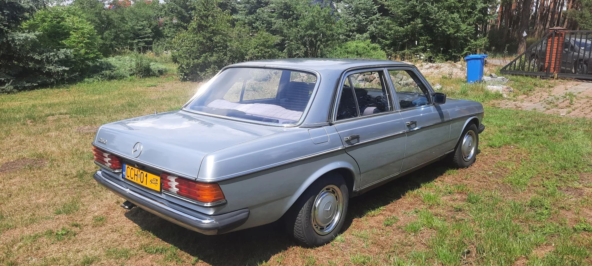 Mercedes-Benz W123 Mercedes-Benz Daimler-Benz W123 1981r oryginał 250 automat