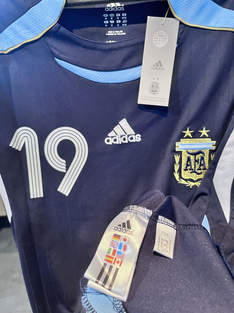 Koszulka Argentina 2006 Messi #19 – Początek Legendy