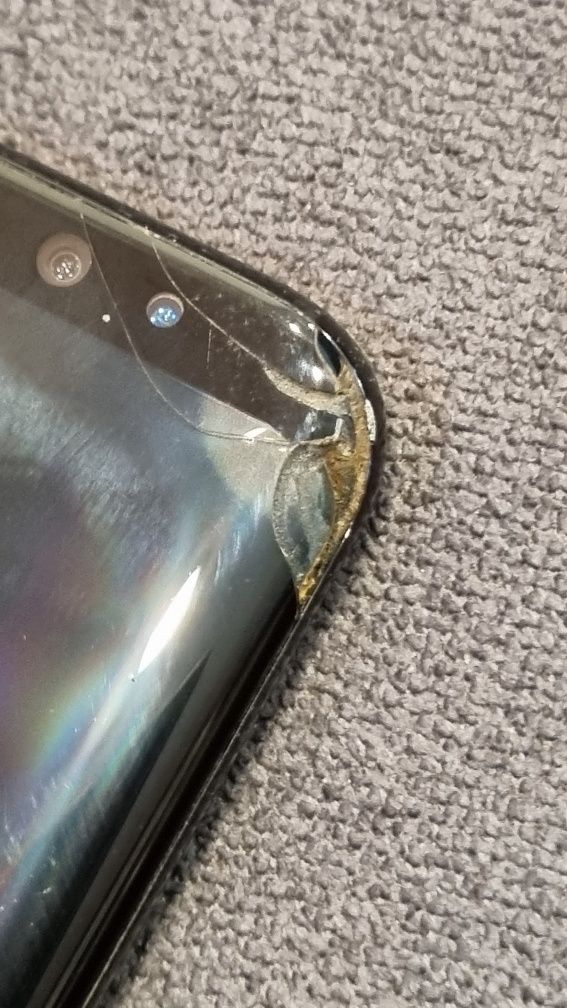 Продам Samsung S8+
