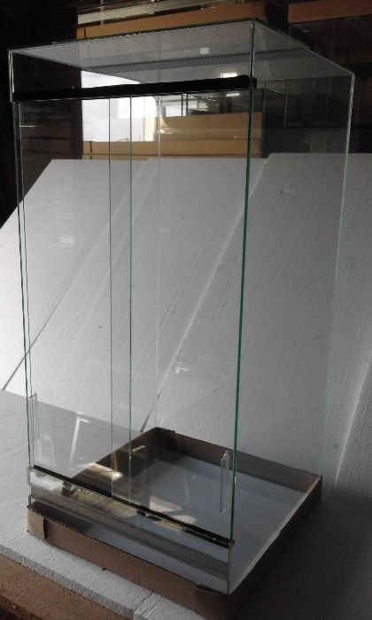 Terrarium 40x40x80h.Duży wybór,różne wielkości.Producent.