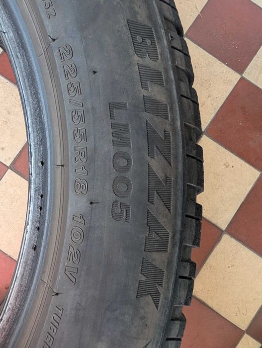 Bridgestone Blizzak LM005 225/55R18 102V #113