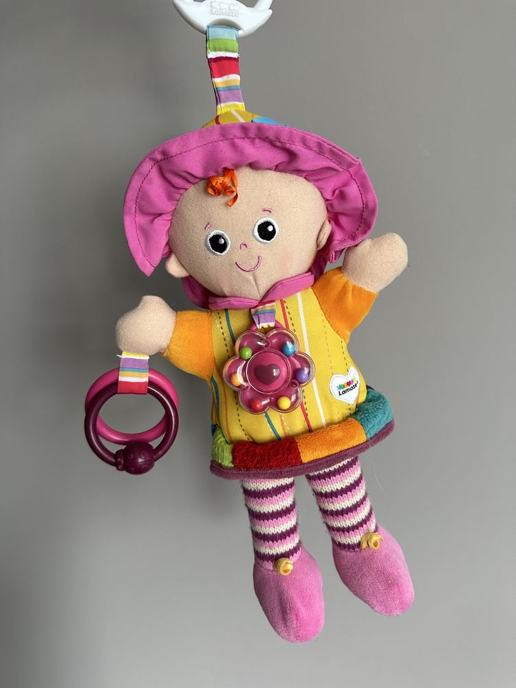 М'яка іграшка-підвіска Lamaze Лялька з брязкальцем