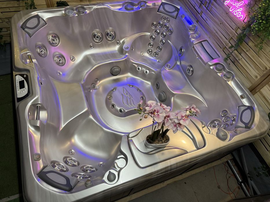 Jacuzzi Sundance 880 Optima silver piekne