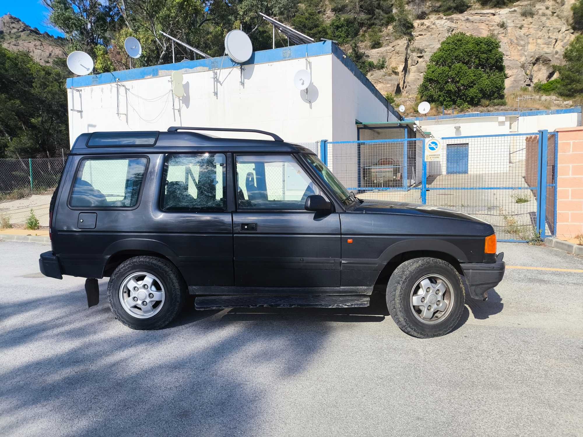 Land Rover Discovery 300TDI 2.5 (1994) – Motor revisto, pronto a andar