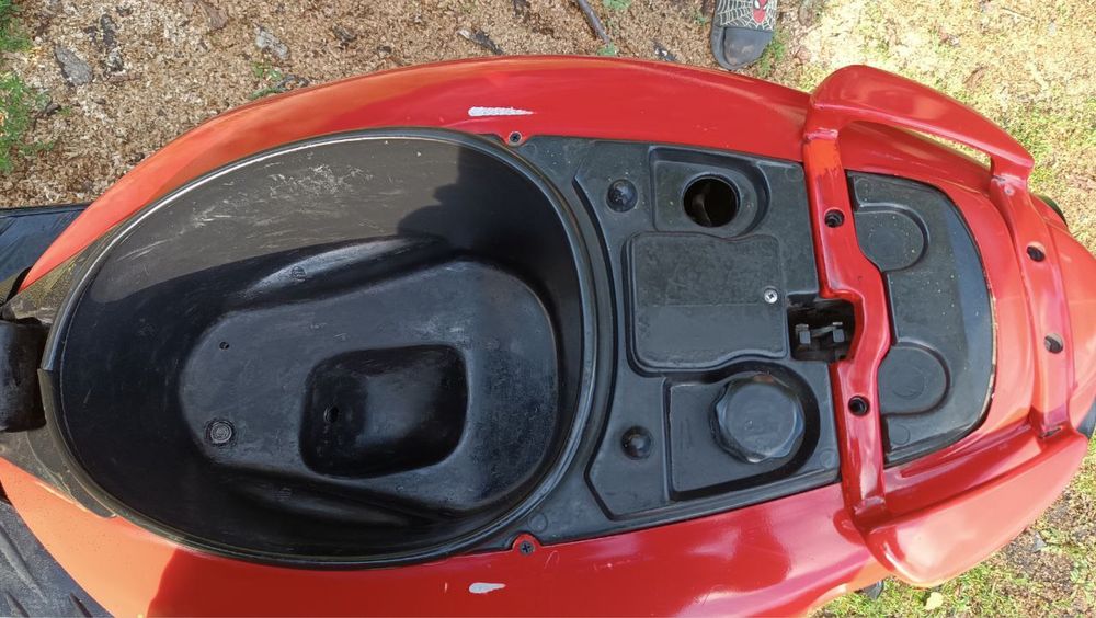 Продам Апрілія ср 50