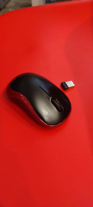 Беспроводная мышь Logitech M185
