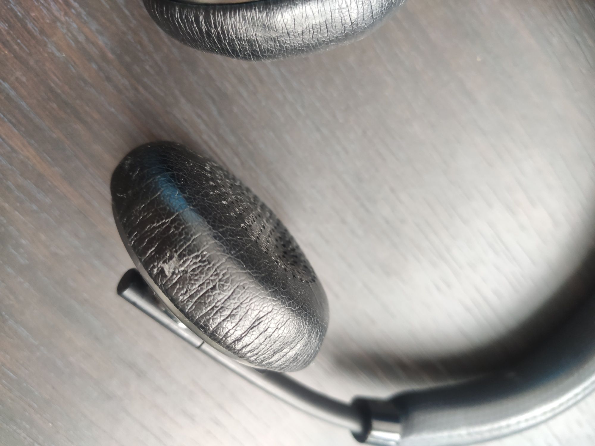 Słuchawki wyciszajace dźwięki. Plantronics C520 M