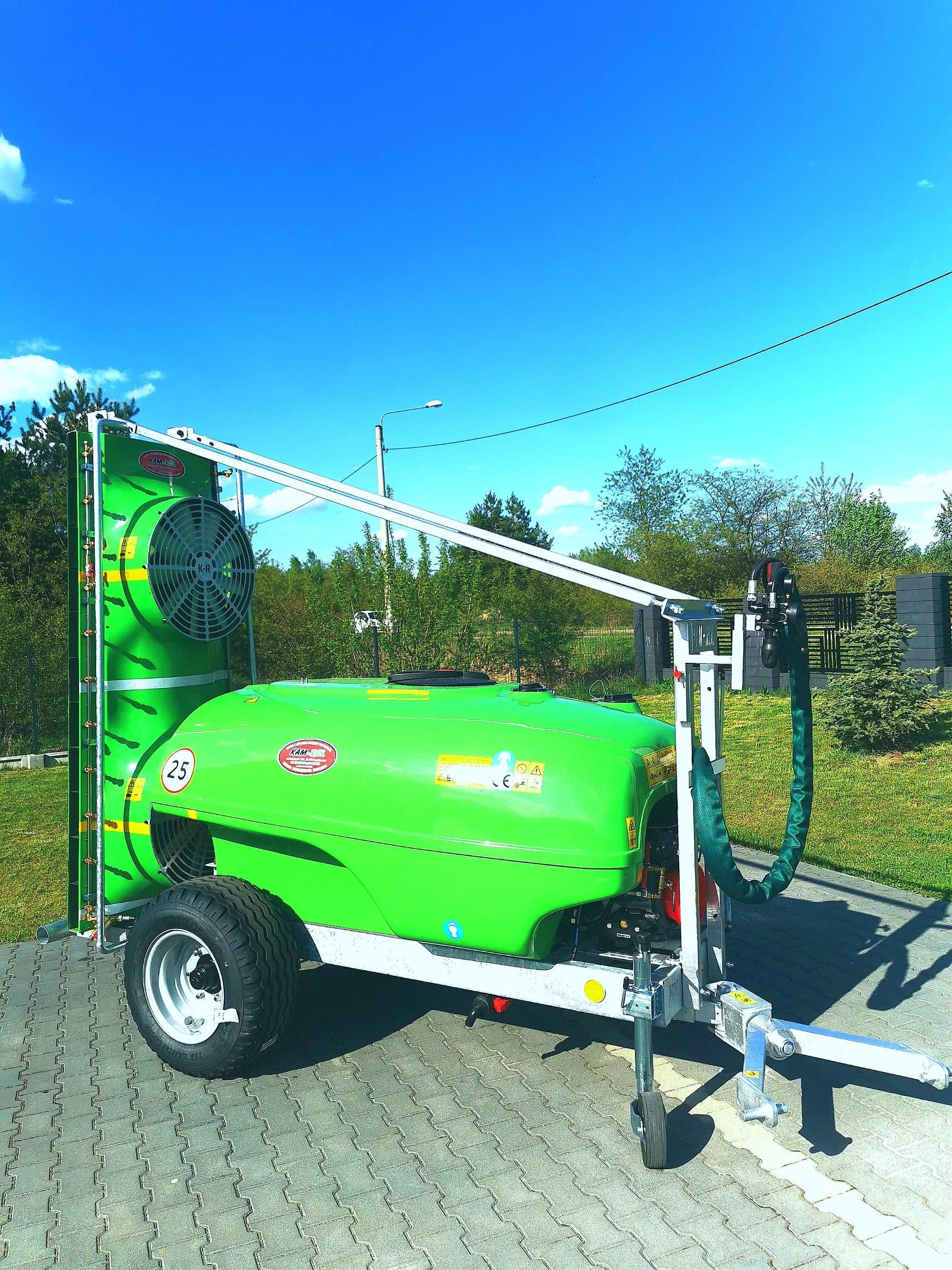 Opryskiwacz sadowniczy KAM-ROL,1000l ,NOWY, dwa wentylatory,kolumna