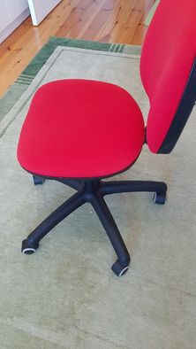 krzesło dziecięce do biurka