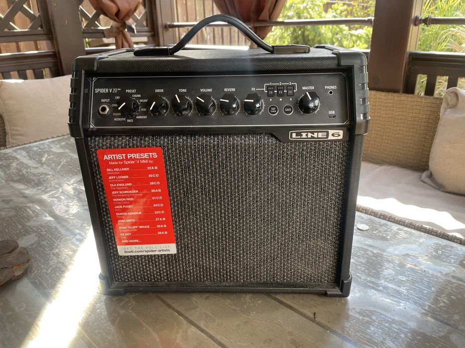 Комбопідсилювач для електрогітари LINE 6 SPIDER V 20