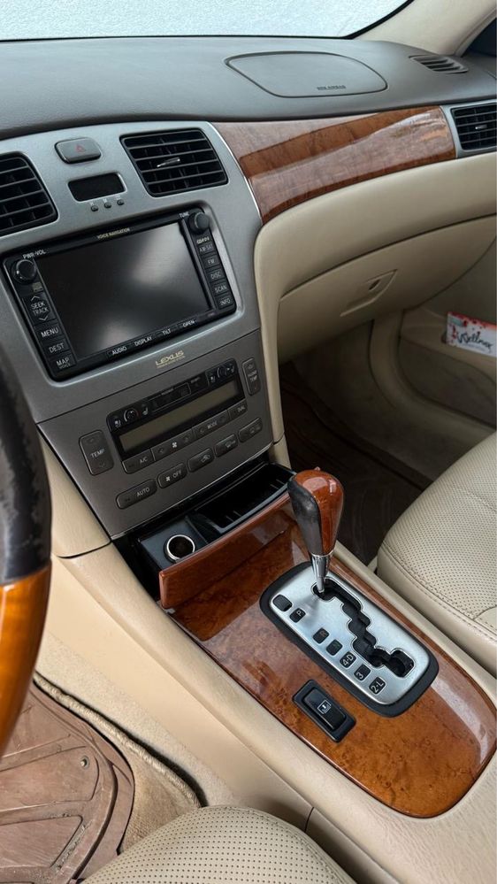Lexus ES 330 IV покоління.(2004-2006 р.в). Все в наявності.