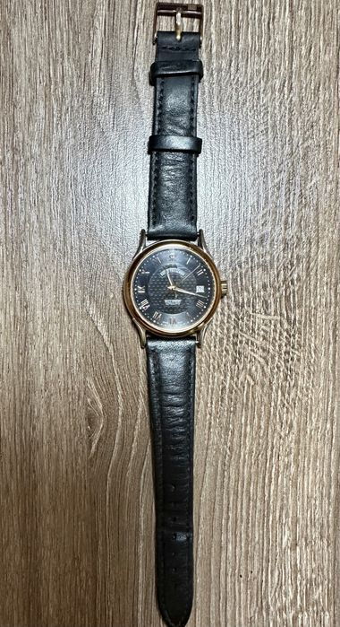 Годинник Revue Thommen Wall Street 20002.2