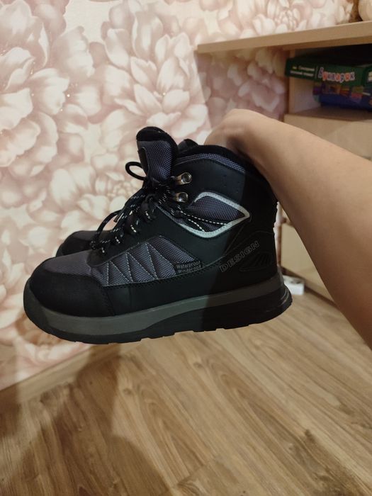 Зимові ботинки на хлопчика