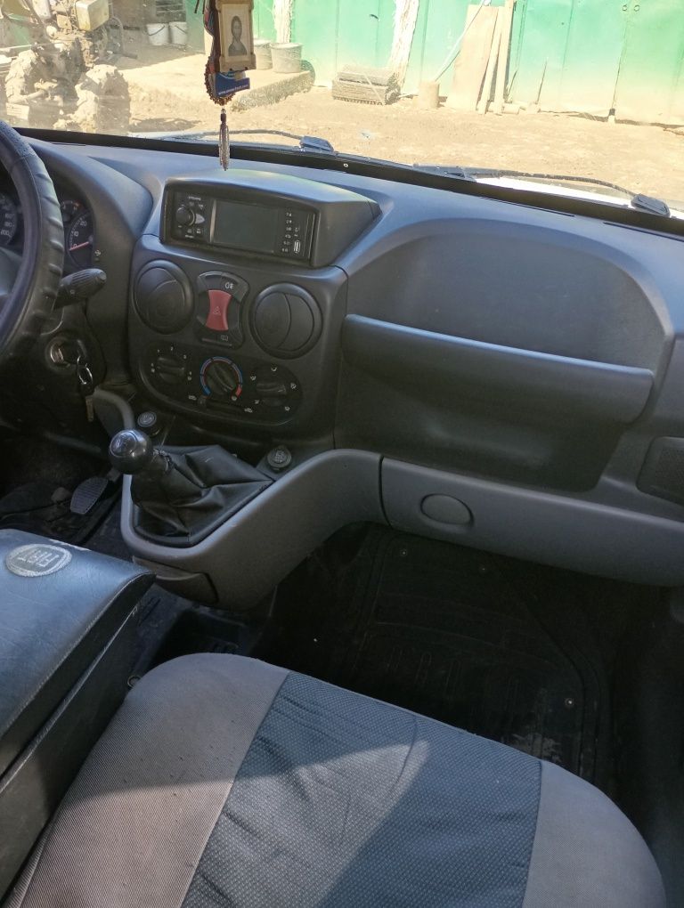 ПродамFiat doblo