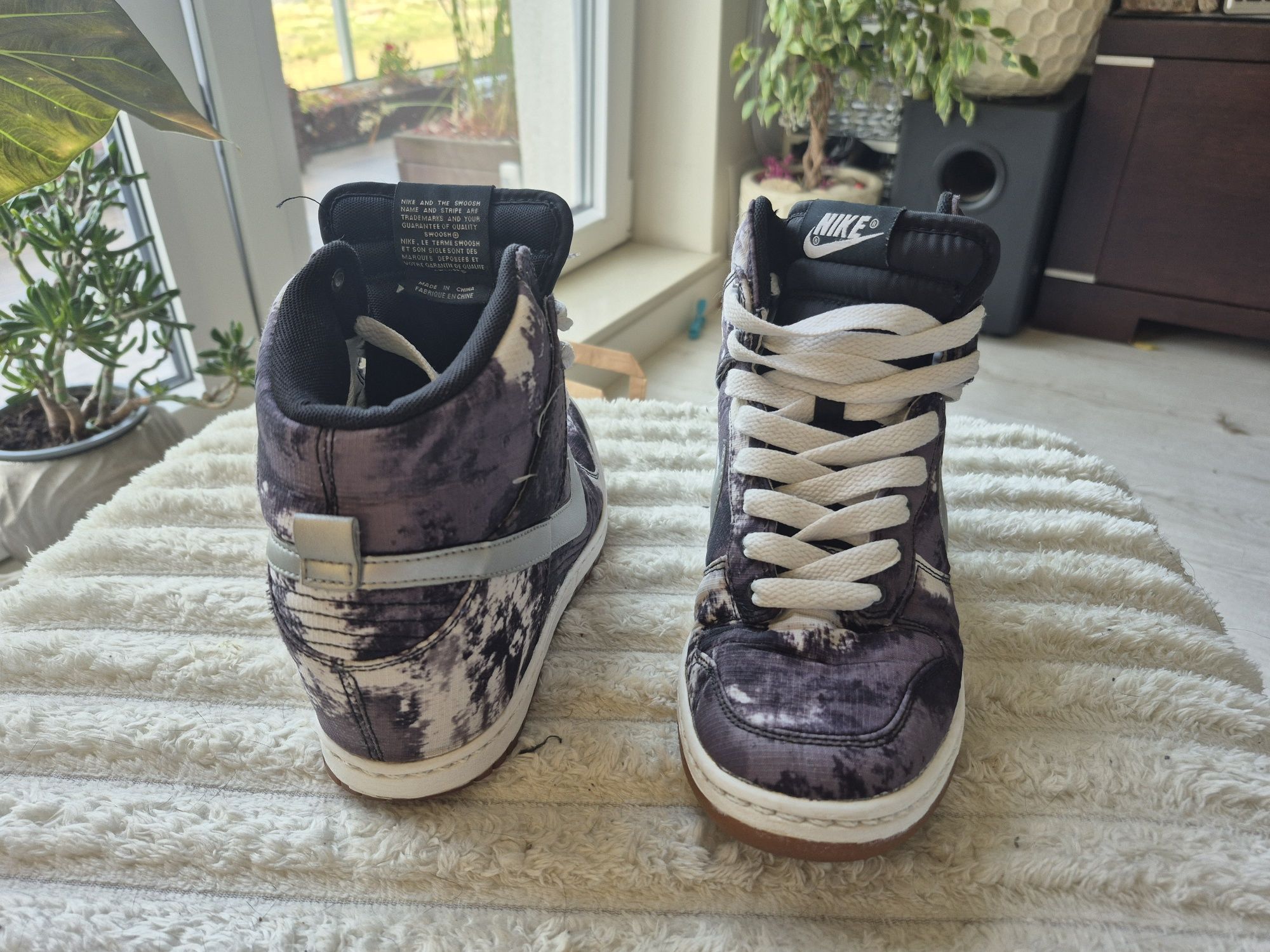 Nike WMNS DUNK SKY HI PRINT roz.39 Sneakersy półbuty koturn