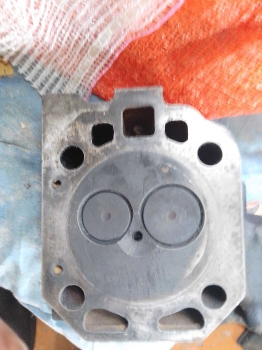 Продам головку мототрактора R195