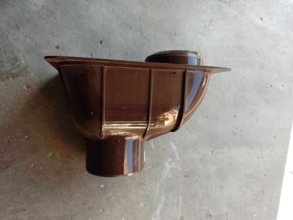 Osadnik rury spustowej.Bryza 110mm