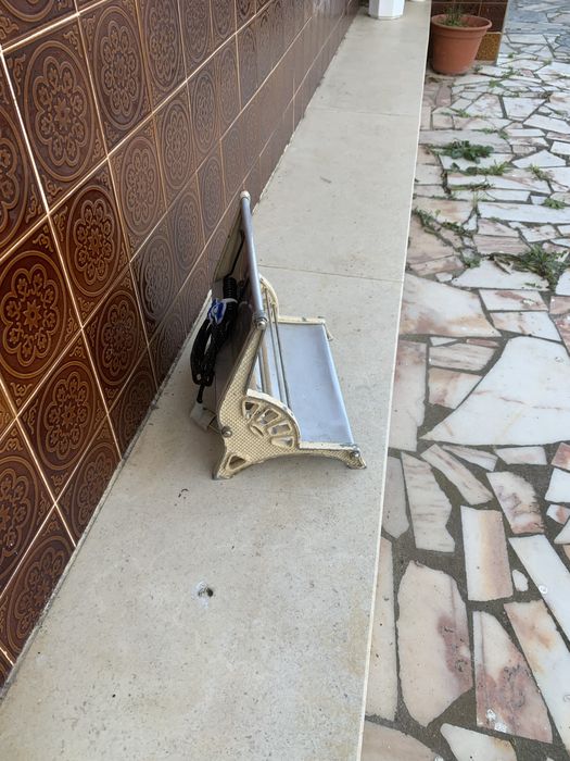 Aquecedor electrico. antigo a trabalhar.