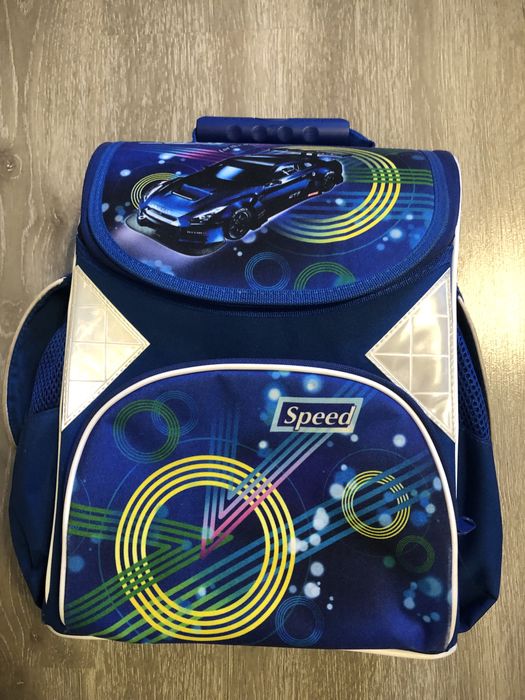 Дитячий портфель