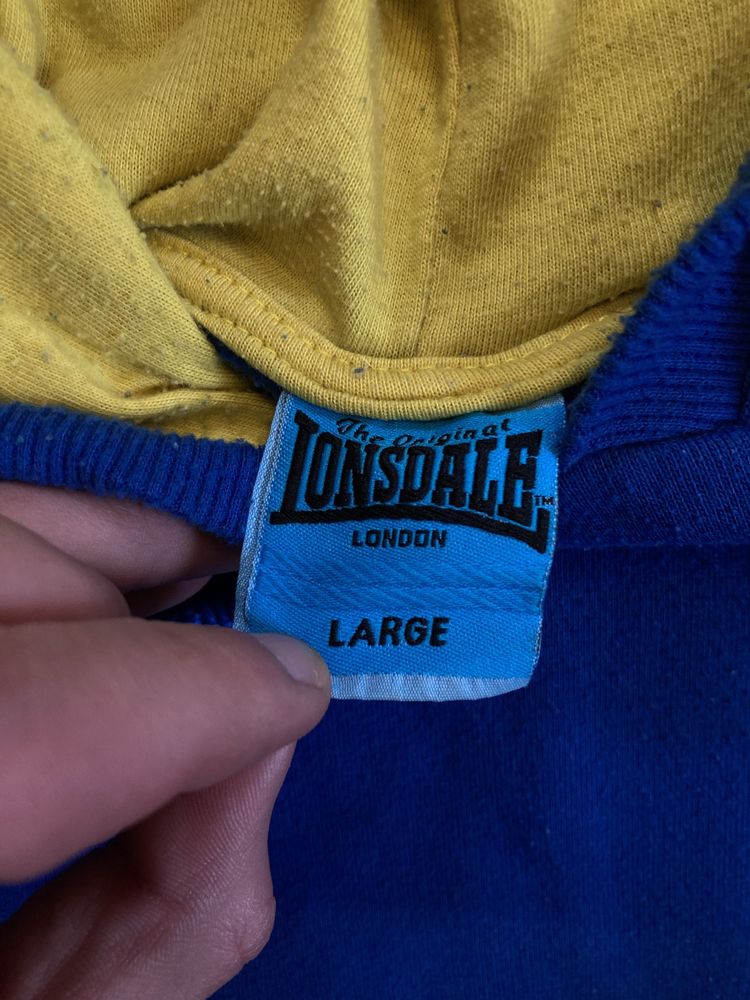 Кайфовое худи Lonsdale