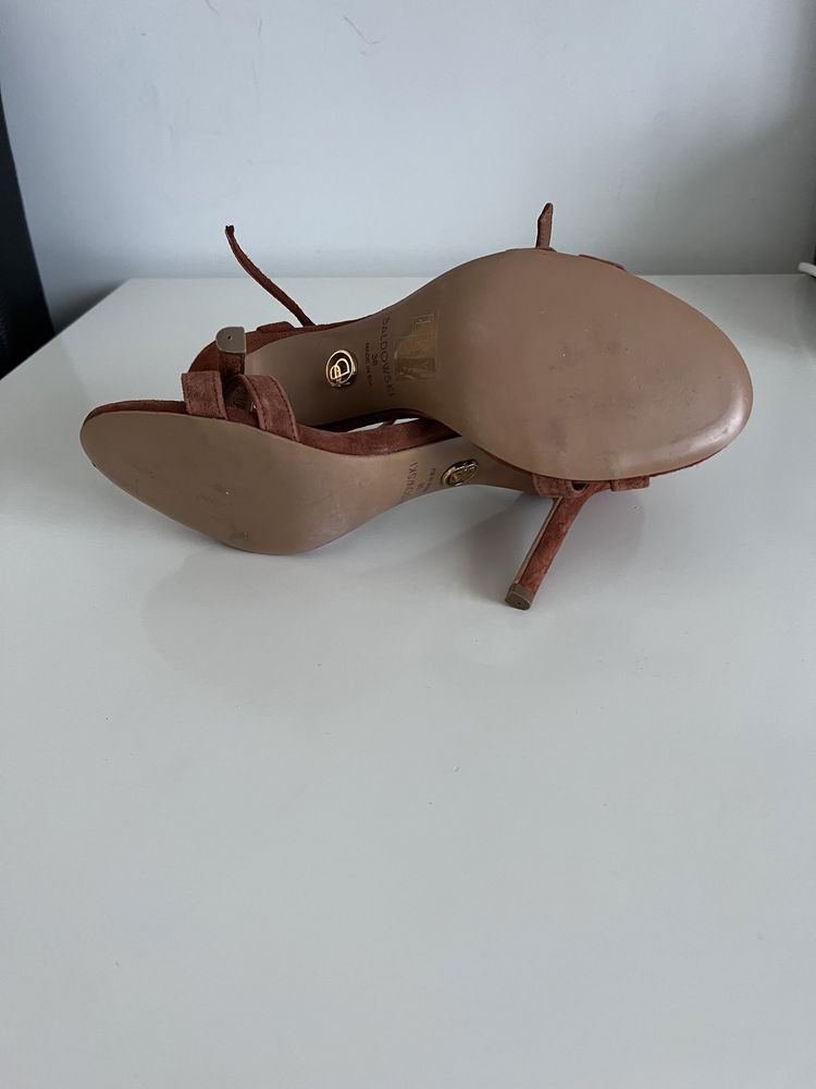 Sandały na szpilce Baldowski r.38