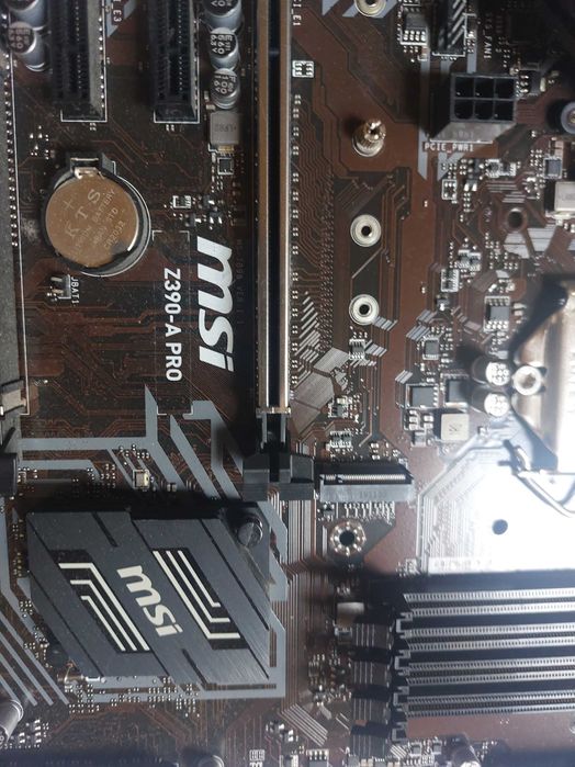 Płyta głowna MSI Z390-A PRO z procesorem i5 9600K