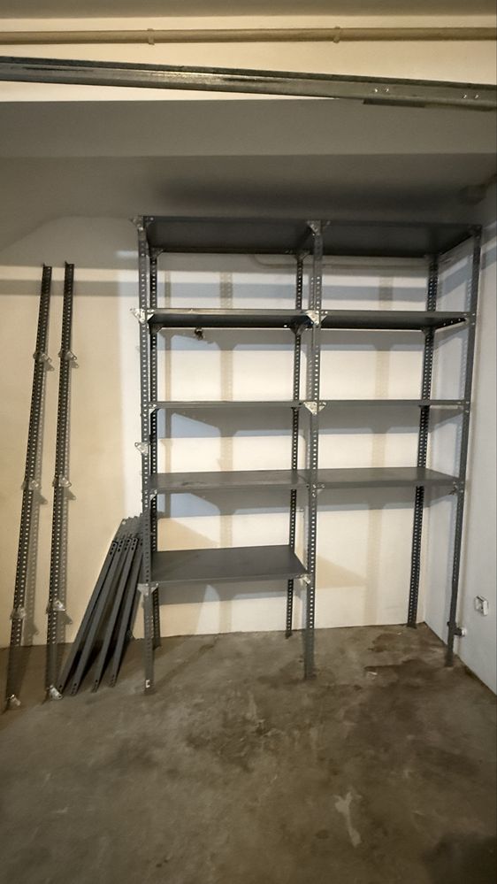 Estante em metal (3 modulos 2,50x1,00x0,50)