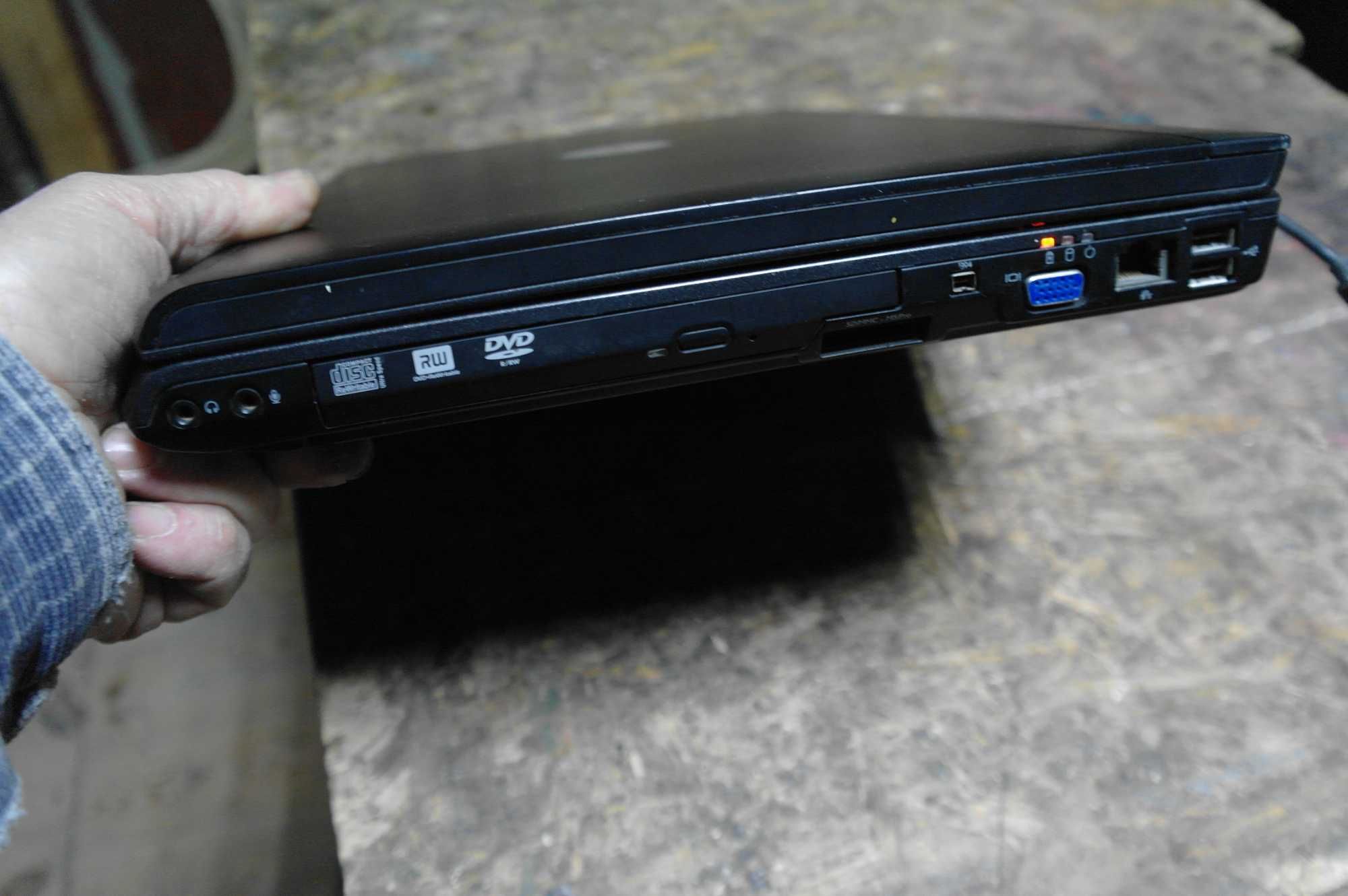 Laptop Dell 17" sprawny